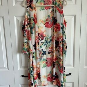 Peach Love California Vibrant Floral kimono Top